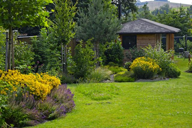 Když zahradu čeká rekonstrukce