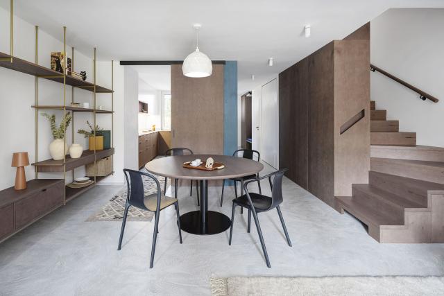 Řadový dům s vloženým kubusem