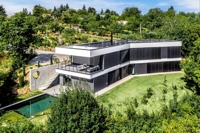 Ploché střechy: Jde o víc než jen kapky deště