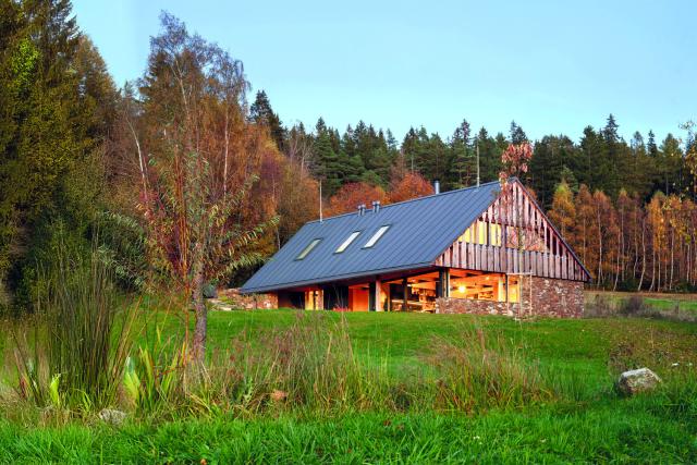 Novostavba jako stará chalupa