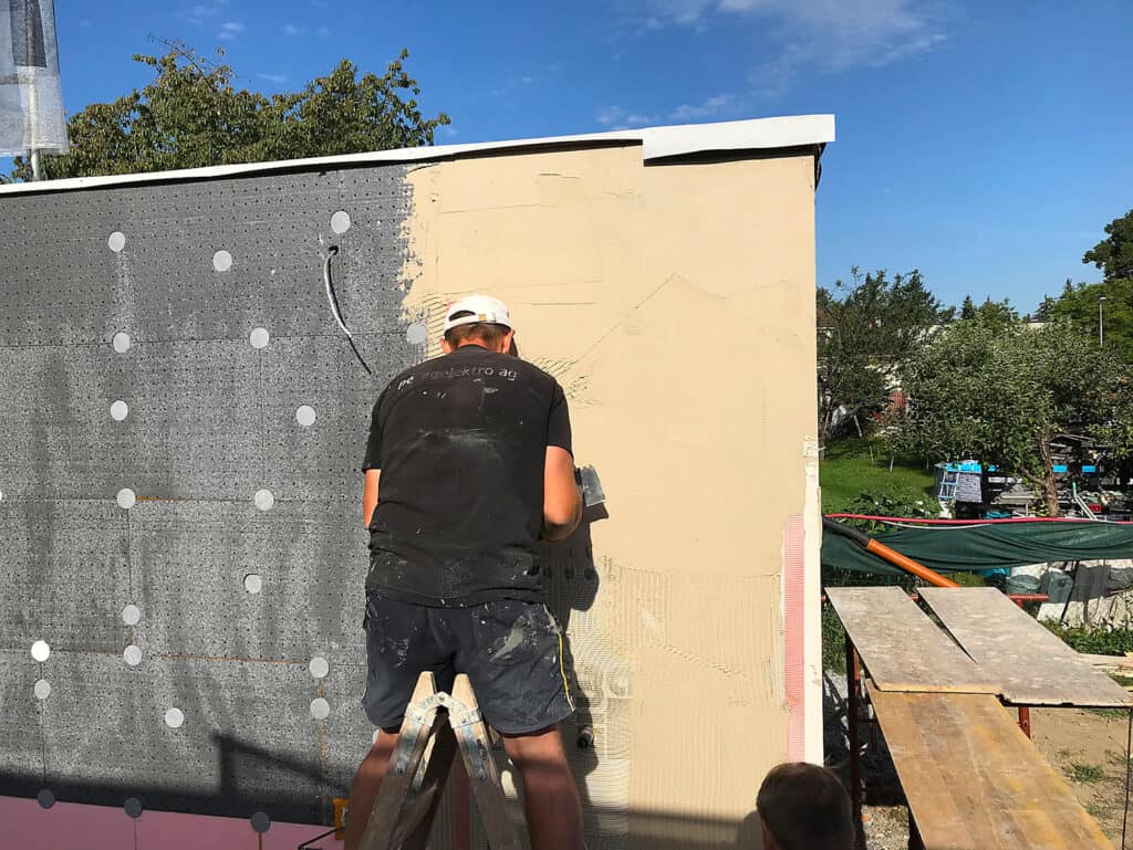 Hladká fasádní omítka moderní fasády